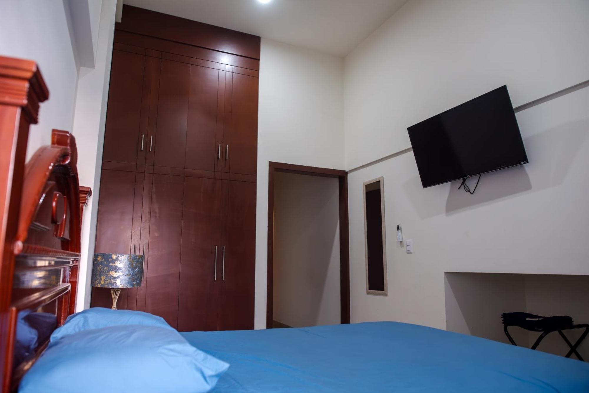 2Br-3Ba Condo Block From Beach W Rooftop Jacuzzi Mazatlán Zewnętrze zdjęcie